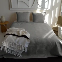 Bedsprei Layers - Zilver