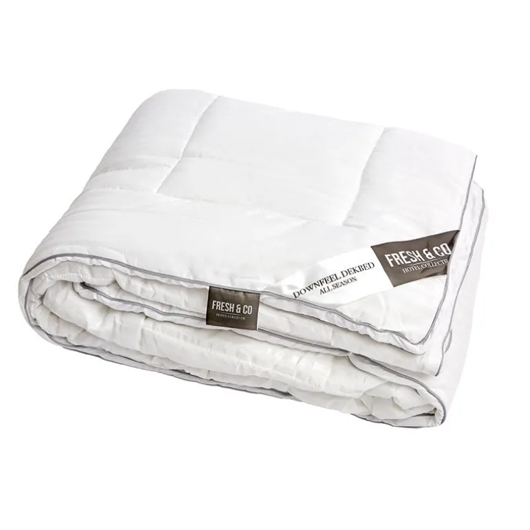 Dekbed - Hotel Stripe Micro Dons - All Season
