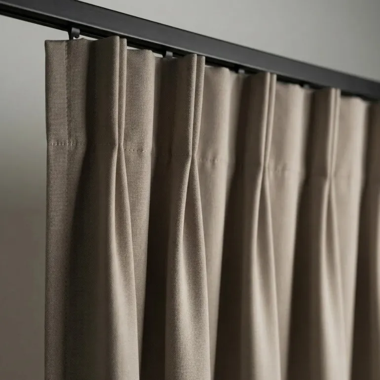 Luxe Gordijnen 100% Verduisterend - Haken - Taupe