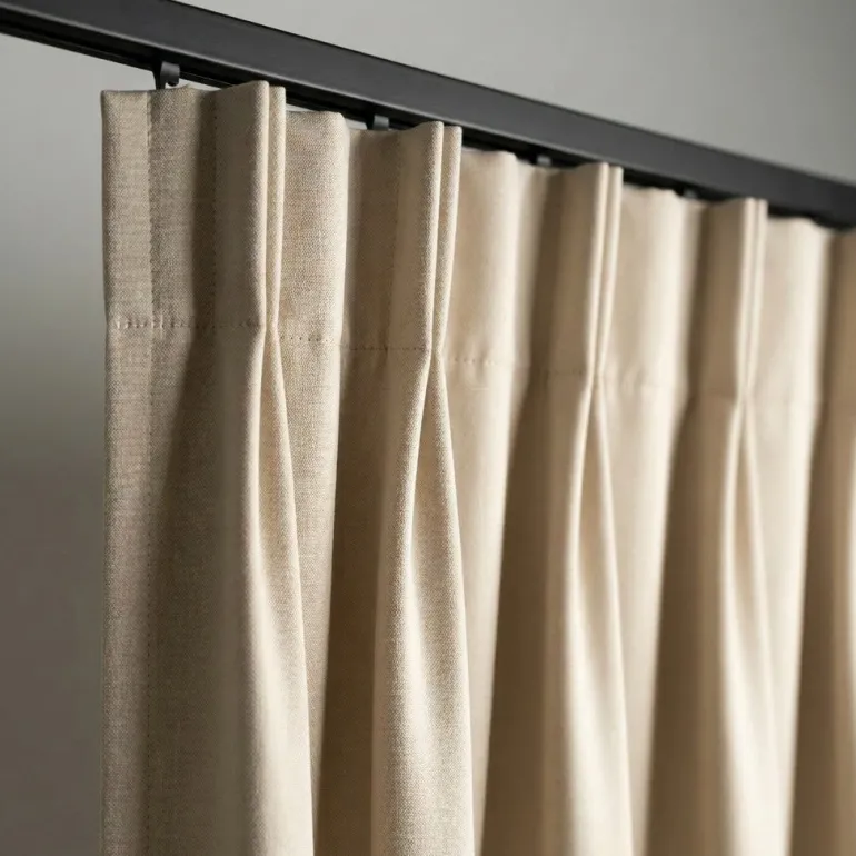 Luxe Gordijnen 100% Verduisterend - Haken - Ecru