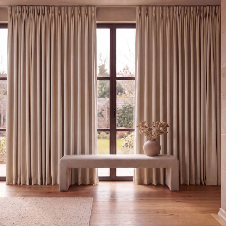 Luxe Gordijnen 100% Verduisterend - Haken - Crème